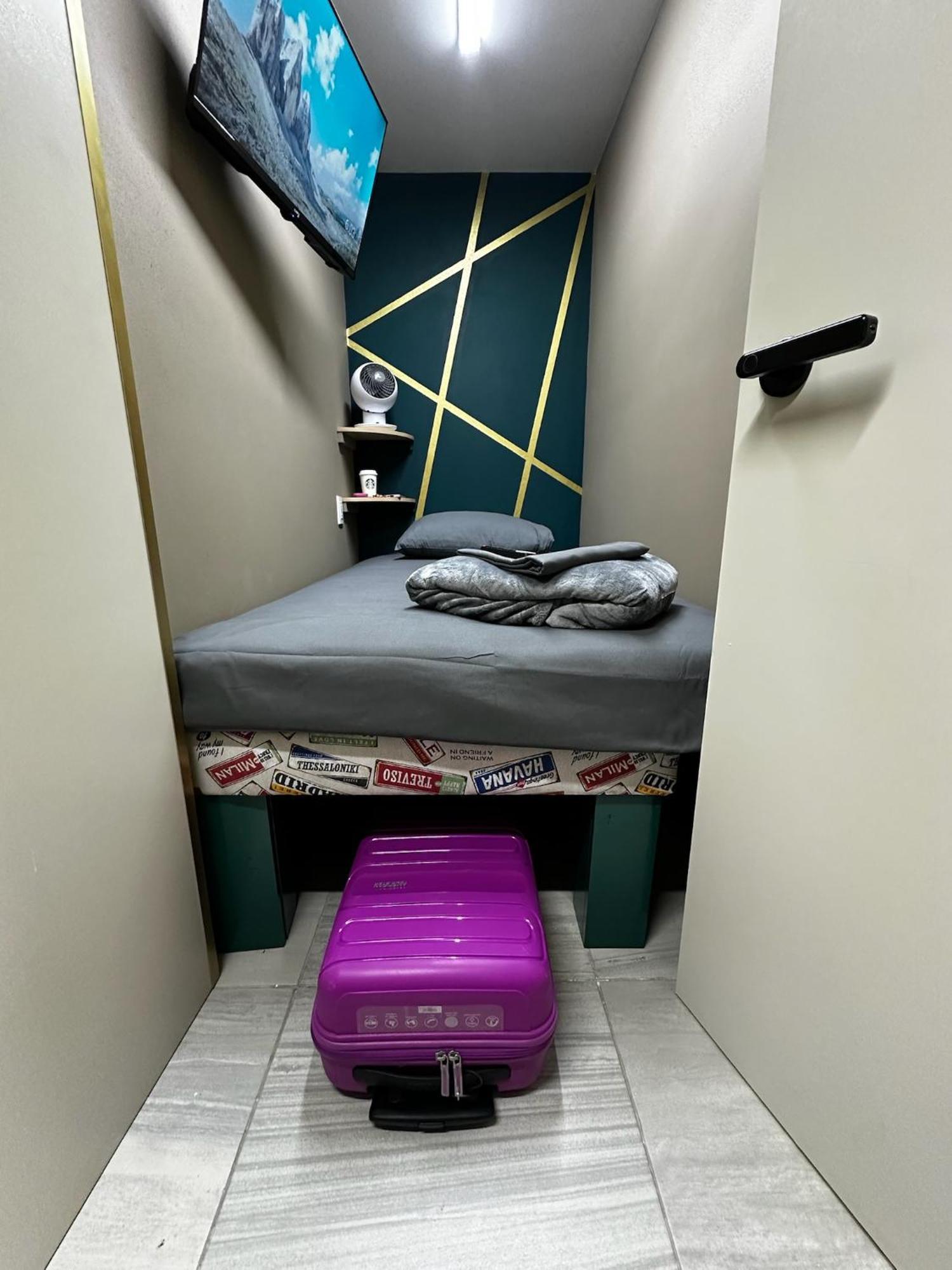 Polanco Mp 3 Capsule hotel *