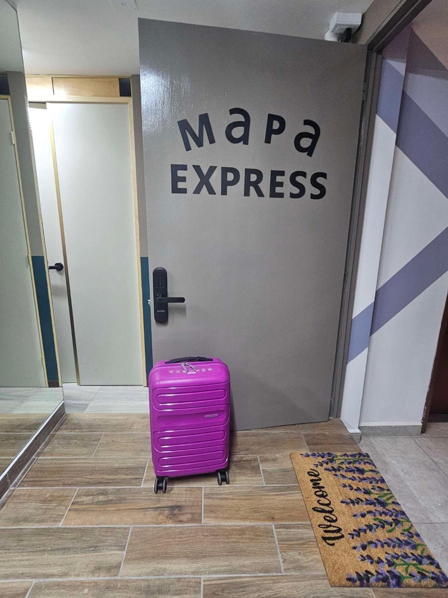 Capsule hotel Polanco Mp 3 Mexico City